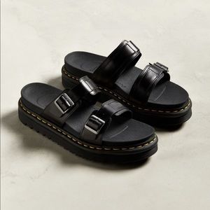 Dr. Martens Flatform Black Sandals | Size 8 | EU 39